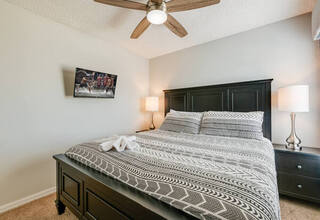Bedroom #7: King master bedroom Bedroom #7: King master bedroom