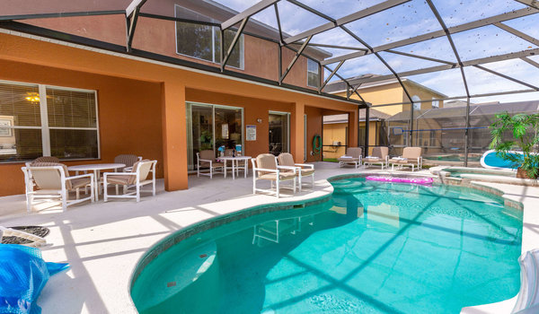 Private pool and spa Private pool and spa