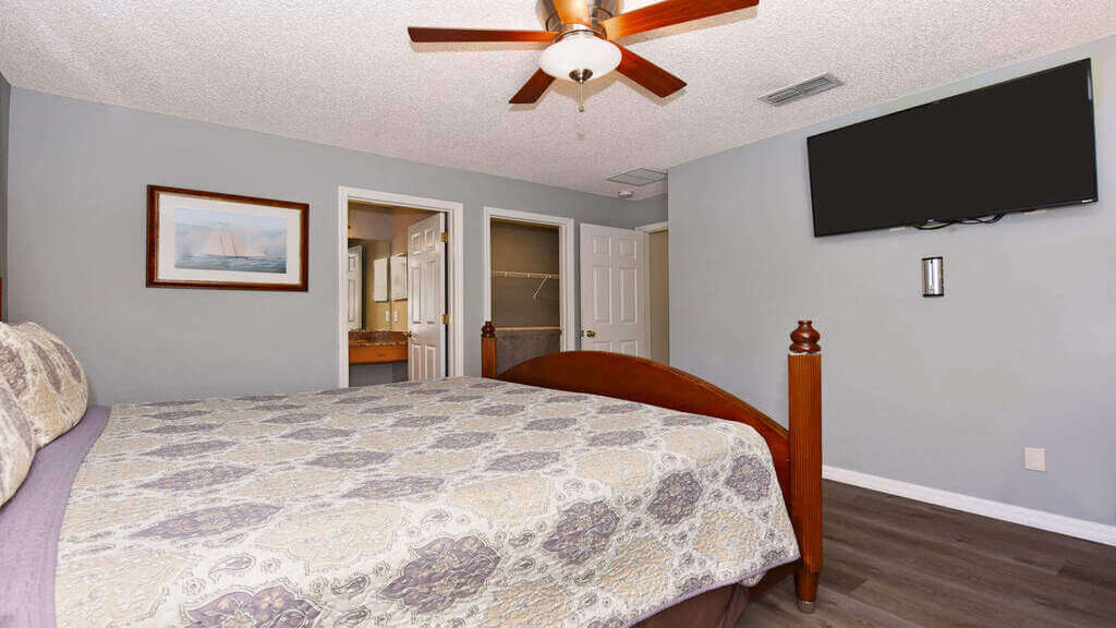 King master suite #2 with a large walk-in closet and a 50" 4K-UHD ROKU SMART TV