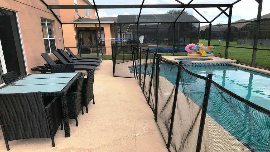 Private pool