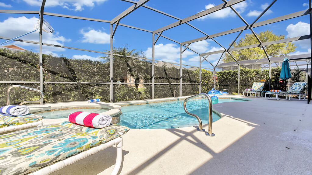 Private pool and spa