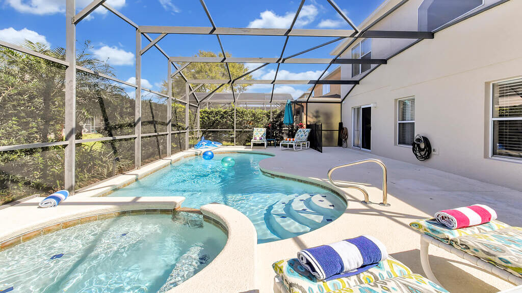 Private pool and spa