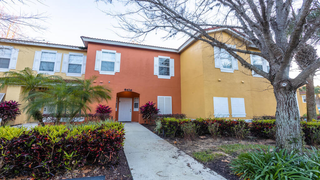 3 bedroom townhome in Emerald Island Resort