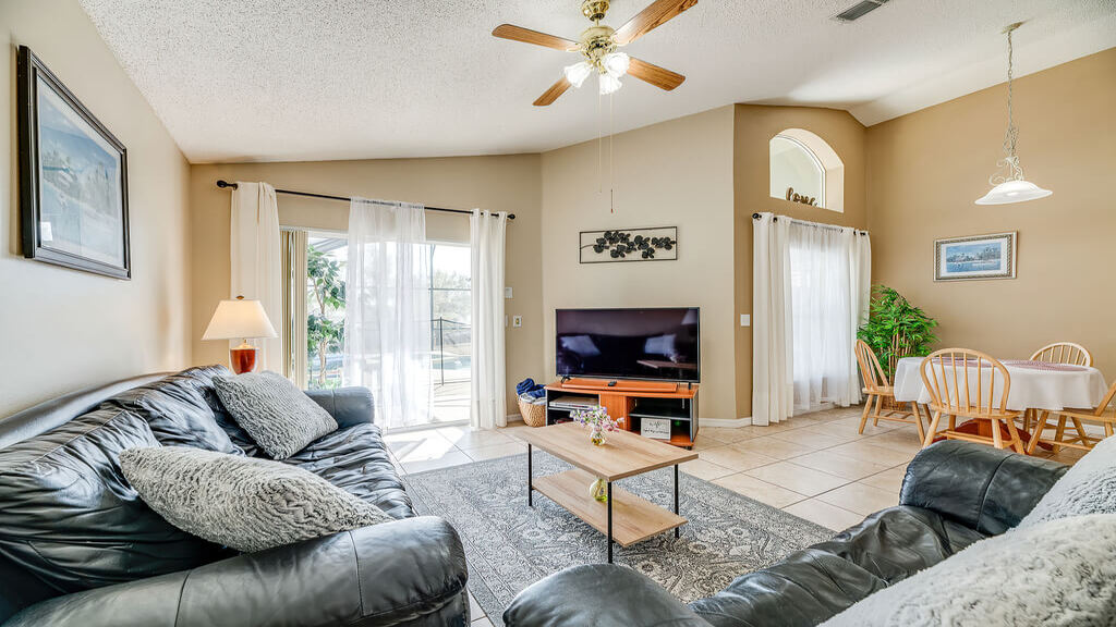 Living area has comfortable furniture