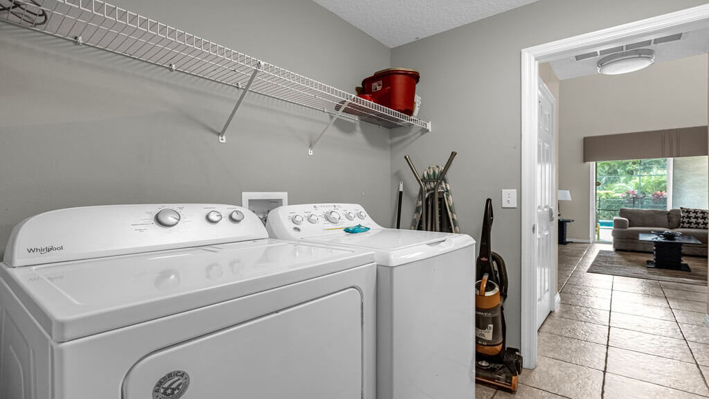 Full-size laundry room