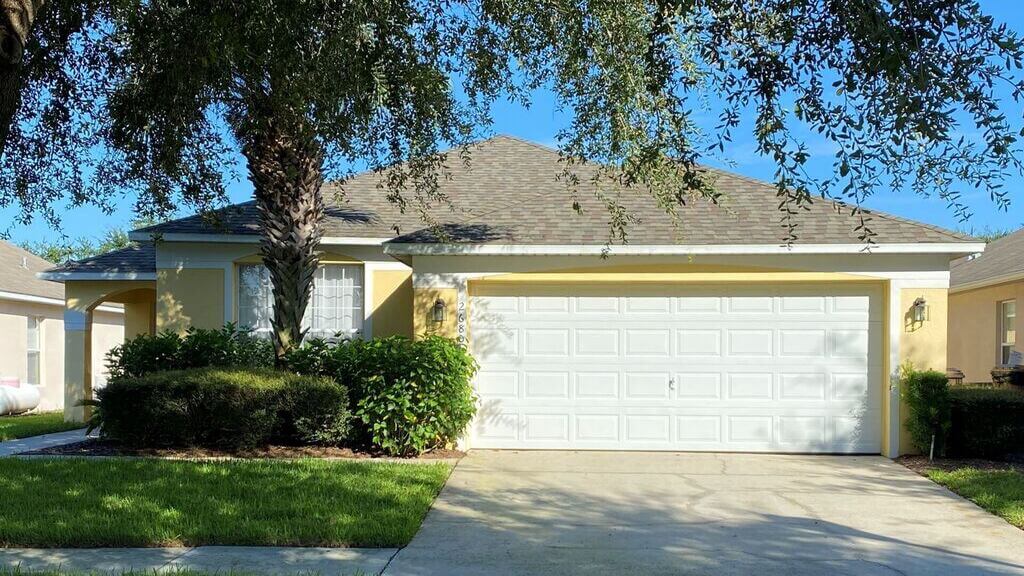 Amazing Emerald Island Villa, Only 3 miles from Disney