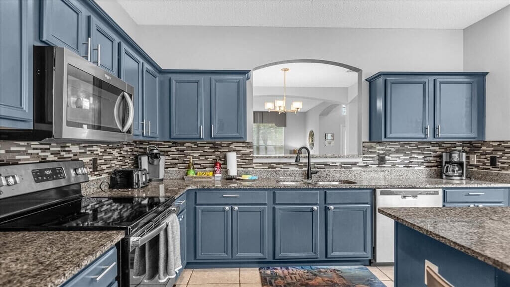 Fully upgraded modern kitchen