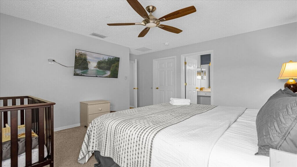 Bedroom #2: This bedroom has a SMART TV