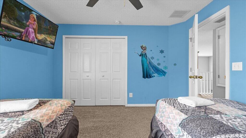 Bedroom #3: Two twins - Frozen themed bedroom