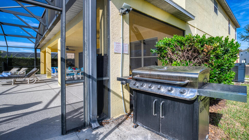 Complementary BBQ Grill