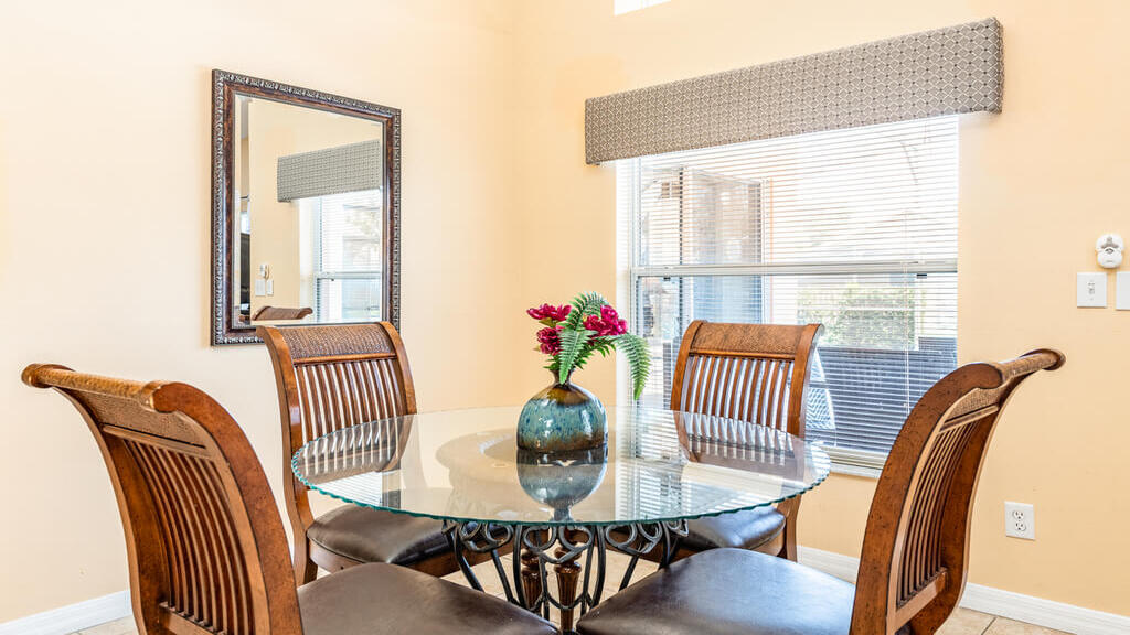 Breakfast nook area by the kitchen