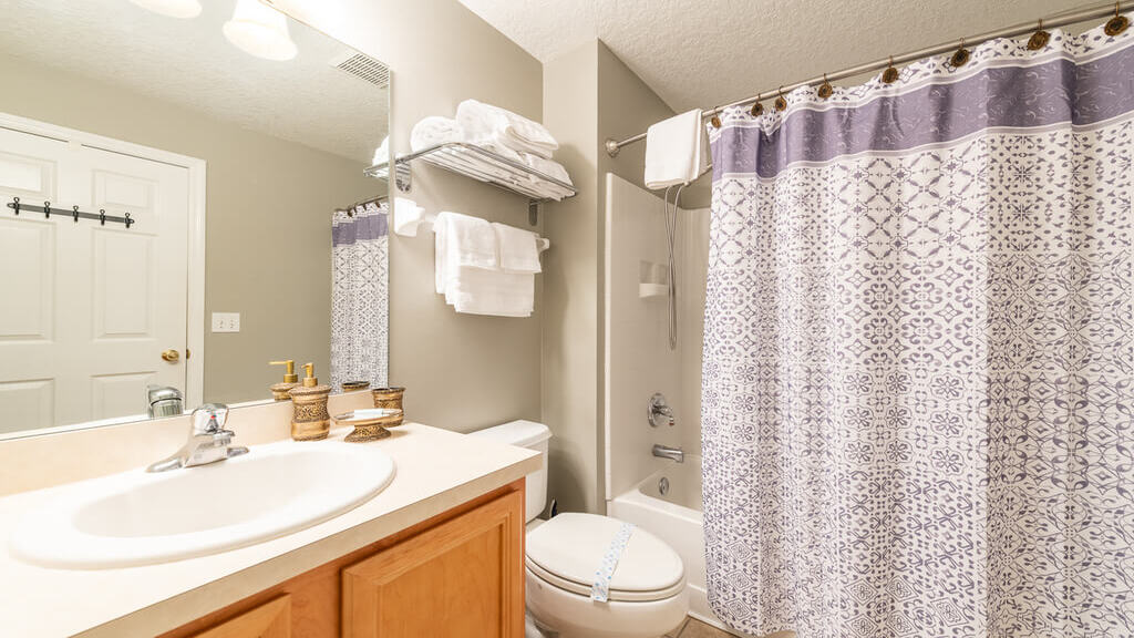 En-suite for Bedroom #2