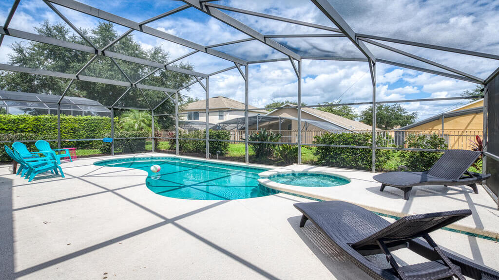 Private pool and spa