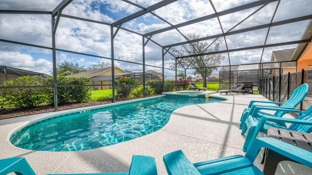 Private pool and spa