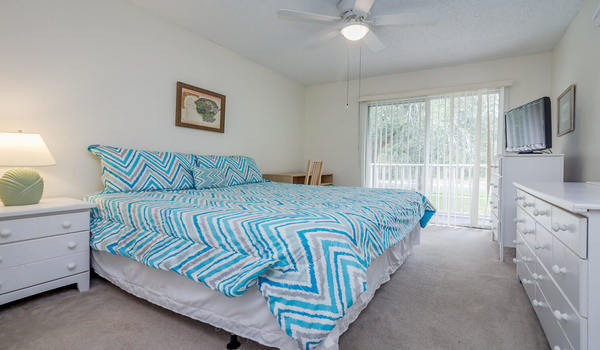Second master-suite with king bed