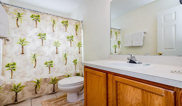En-suite to master-suite upstairs