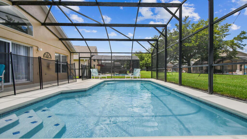 Spacious pool area