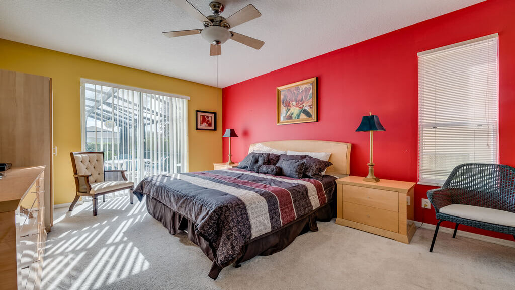 1st floor king master-suite